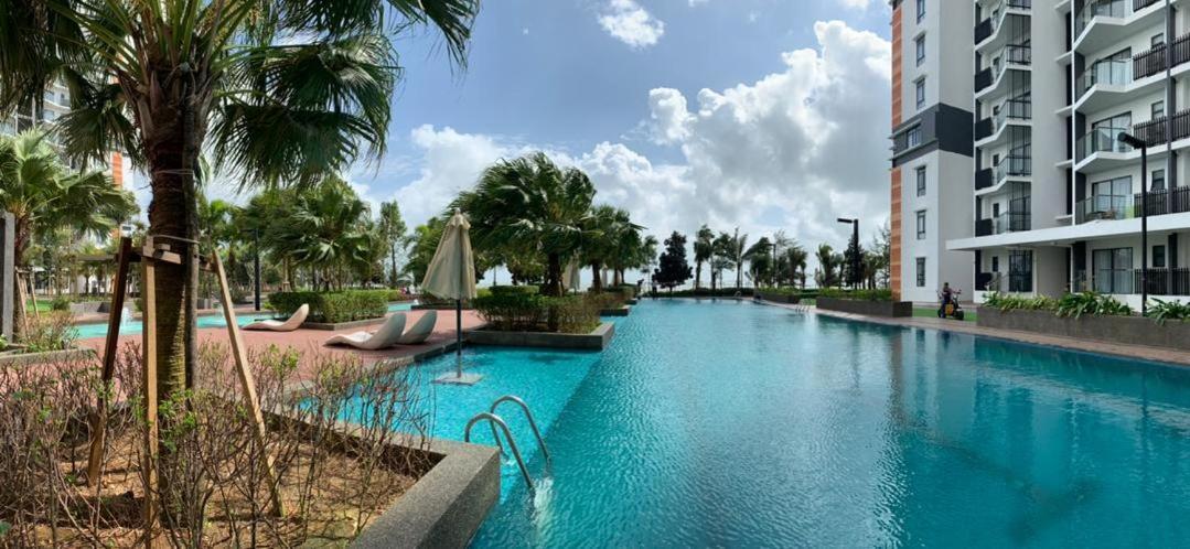 كامبونغ سونغايْ أولار Micasa Timurbay Residence المظهر الخارجي الصورة